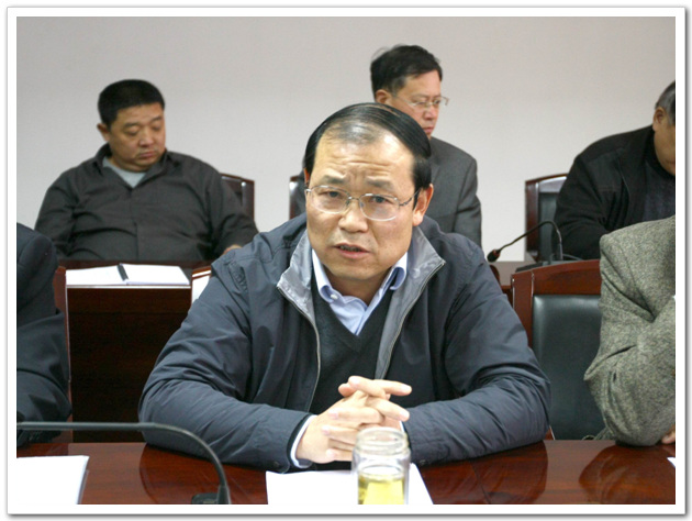 市建委主任、党委书记郭庆宽同志在会议上发言