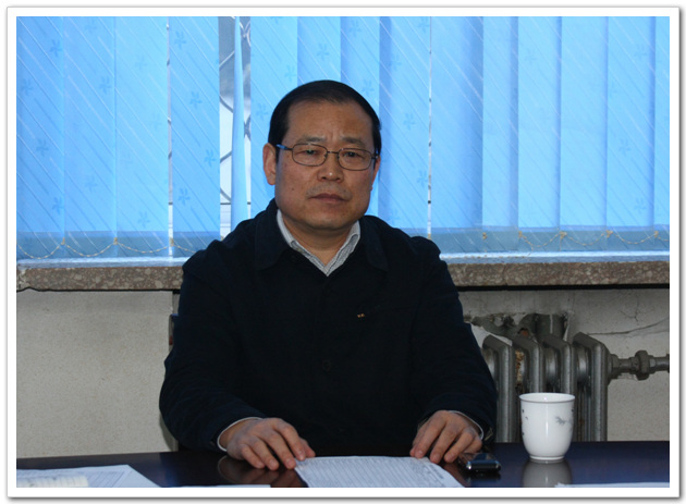 郑州市建委主任、书记郭庆宽对郑州市市政工程建设中心的工作给予肯定，他明确了2009年市建委所承担的市政工程建设三大任务