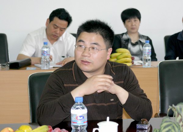 郑州市建委副主任潘开名同志参加座谈