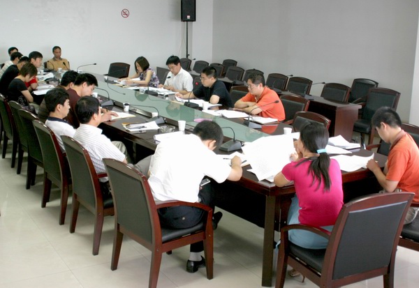 郑州市建委召开2006年上半年安全生产情况分析会